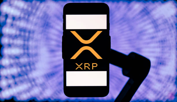 XRP Price Marks Confluence Support, Technical Indicators Put Next Stop XRP