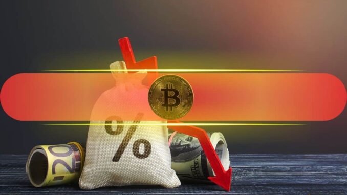Bitcoin Drifting Toward the Long-Term Holder Pain Point: Analysts